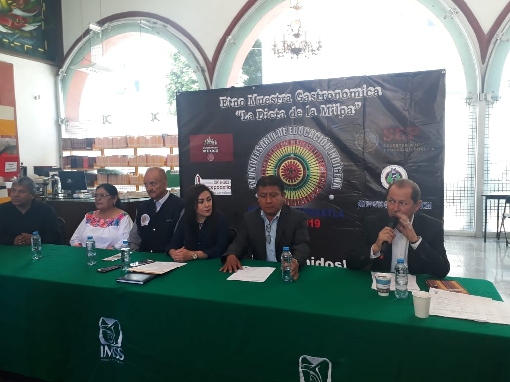 El director de Educación Indígena en Puebla, Isidro Martínez Magdalena, apuntó que corresponde a los municipios de la Mixteca y la Sierra Negra los ma