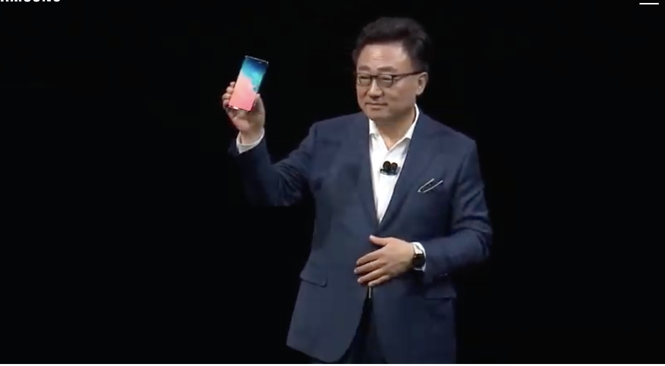 DJ Koh presentó el nuevo Samsung Galaxy S10