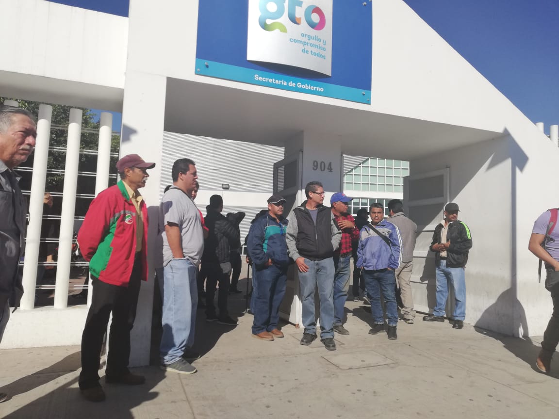 Están cansado de no recibir solución