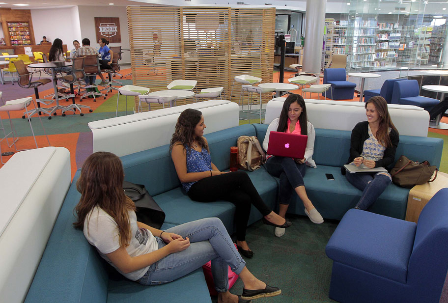 El objetivo es proporcionar  las herramientas que les permitan aprovechar las ventajas del ecosistema de emprendimiento universitario. (Manuel Guadarr
