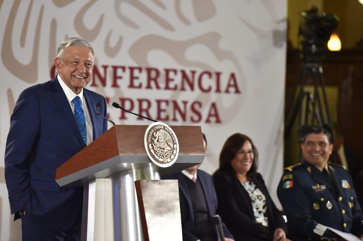 Reiteró que en su gobierno únicamente serán los secretarios de la Defensa Nacional y de Marina. (Especial)