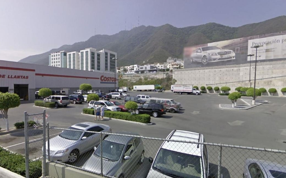 El fin de semana pasado se presentaron diversos robos con violencia en centros comerciales de San Pedro. Foto: Especial