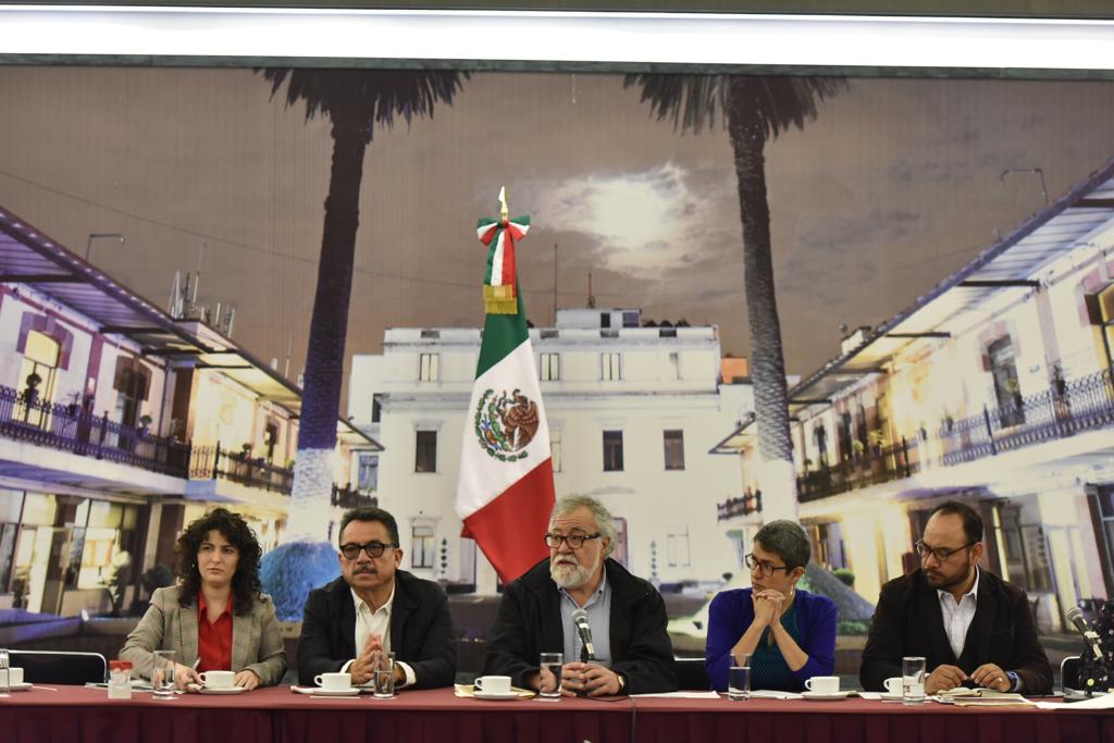 Sesión de trabajo de Alejandro Encinas con el Movimiento por Nuestros Desaparecidos en México (Especial)