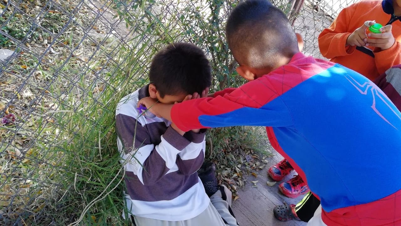 Algunos niños presentan pensamientos suicidas
