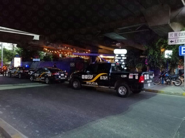 El hombre cayó desde el puente vehicular ubicado en el crece de Masaryk y Ferrocarril de Cuernavaca. | Jorge Becerril