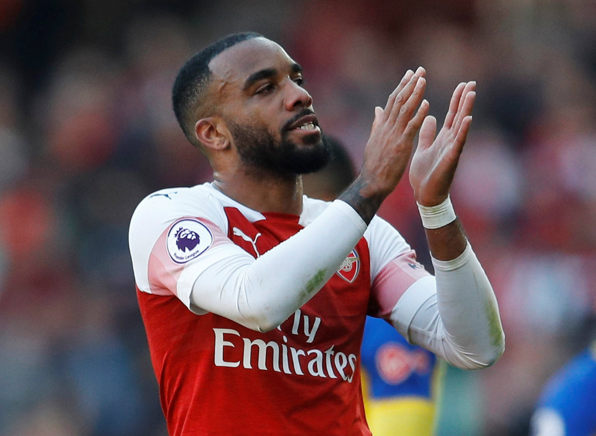 Alexandre Lacazette anotó uno de los goles (Reuters)