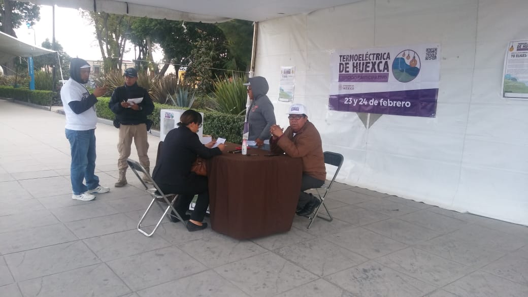 En la casilla ubicada en la plaza principal de San Pedro Cholula, una persona acudió en la primera hora del segundo día del ejercicio (Jaime Zambrano)