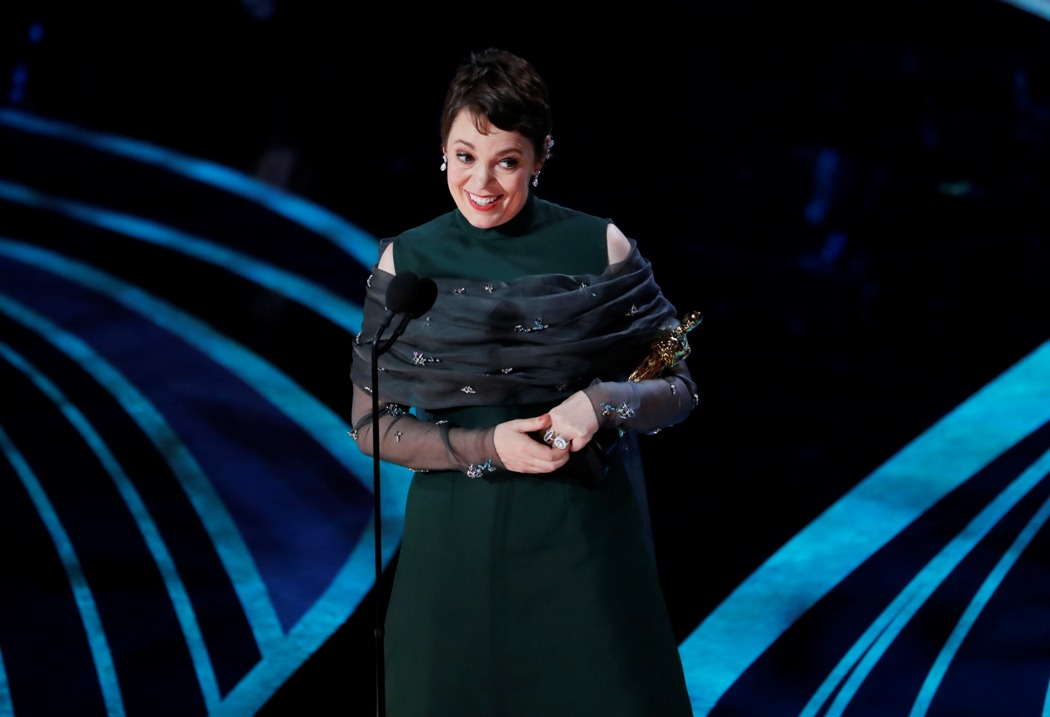 Olivia Colman recibe Oscar por Mejor actriz (Reuters).