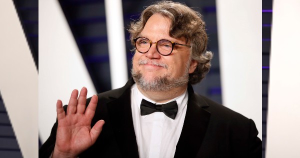 El cineasta mexicano Guillermo del Toro acudió a celebrar con sus compañeros/Reuters