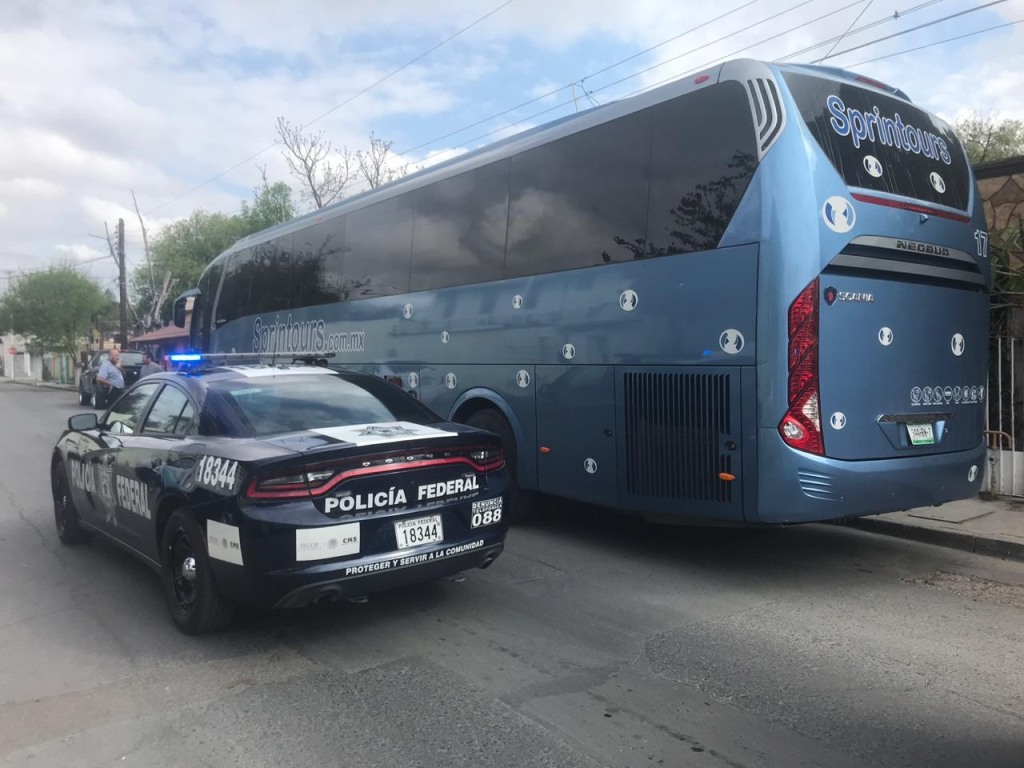 Los migrantes fueron escoltados por la Policía Federal.