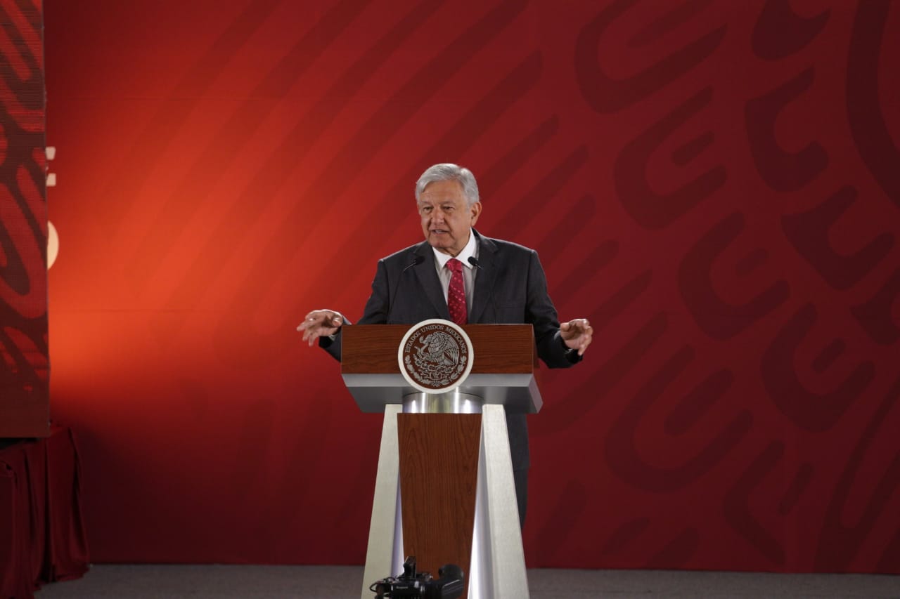 El Presidente advirtió que el presupuesto de este año no alcanzará para terminar las obras que la pasada administración. (Omar Franco)