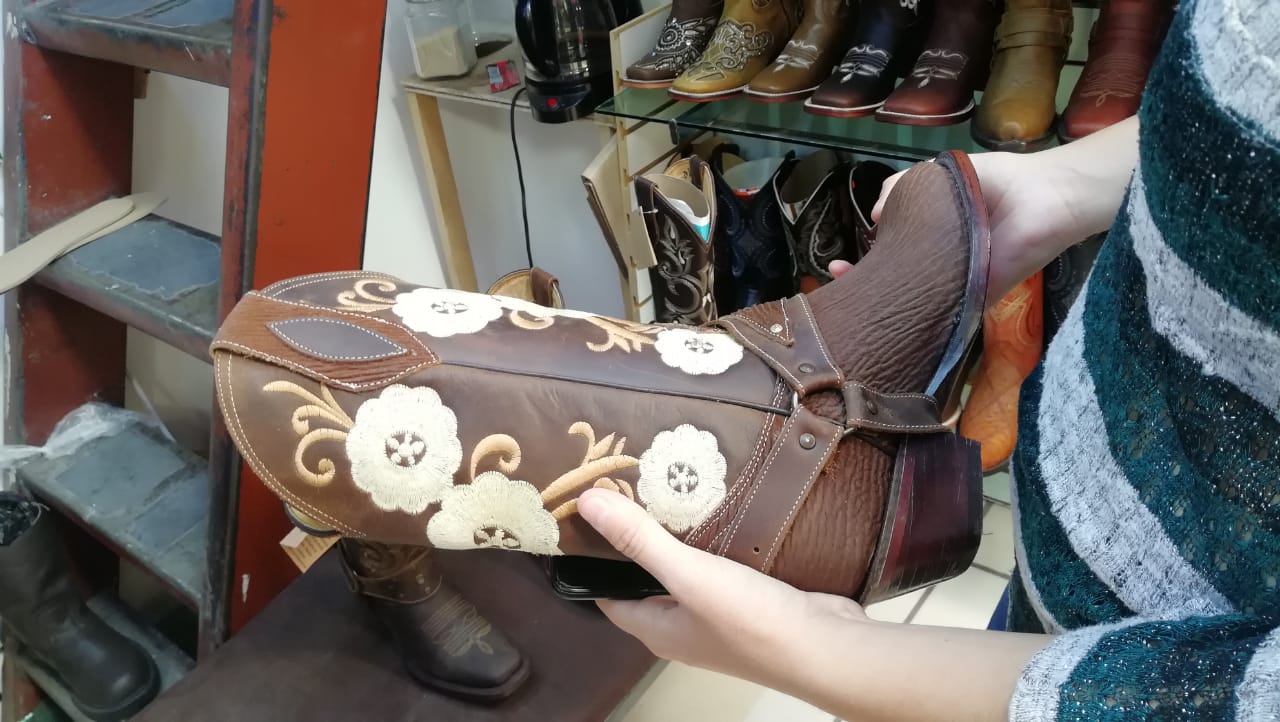 Venden calzado "pirata" a precio de original