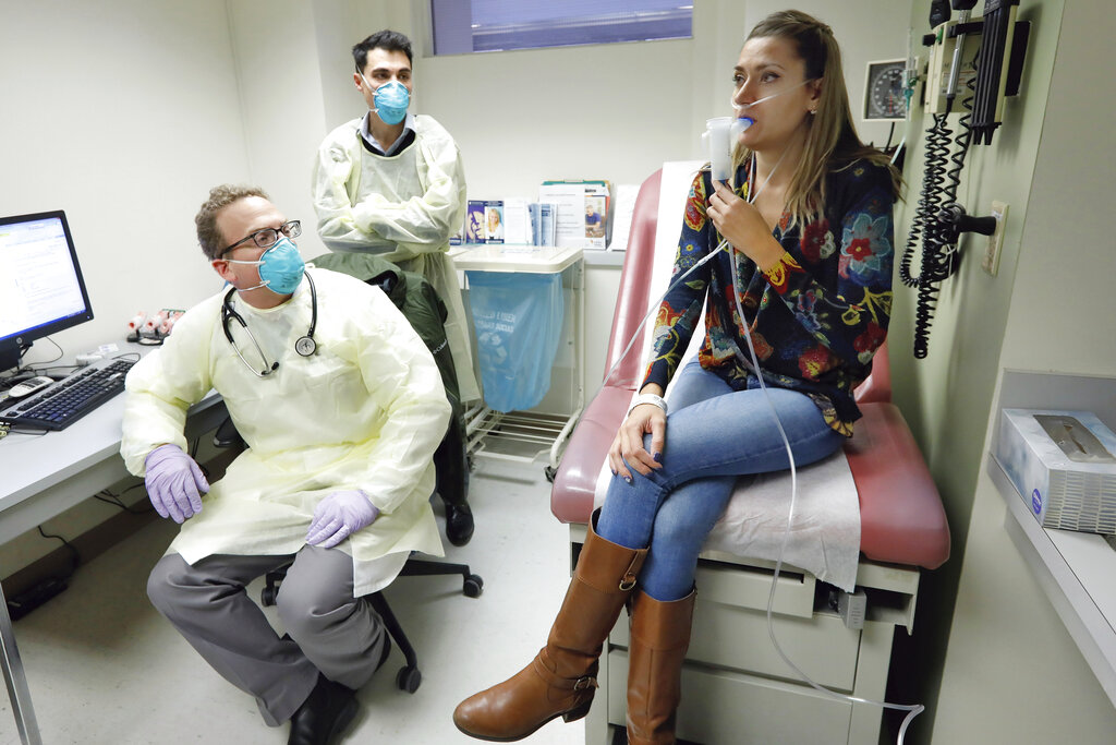 Los virus llamados bacteriófagos pueden combatir las infecciones resistentes a los antibióticos. (AP)