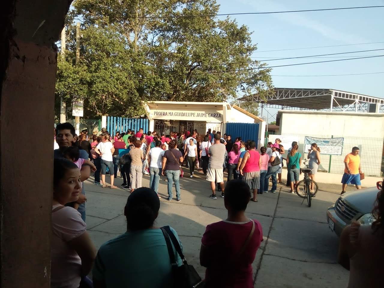 Escuela primaria en Altamira.