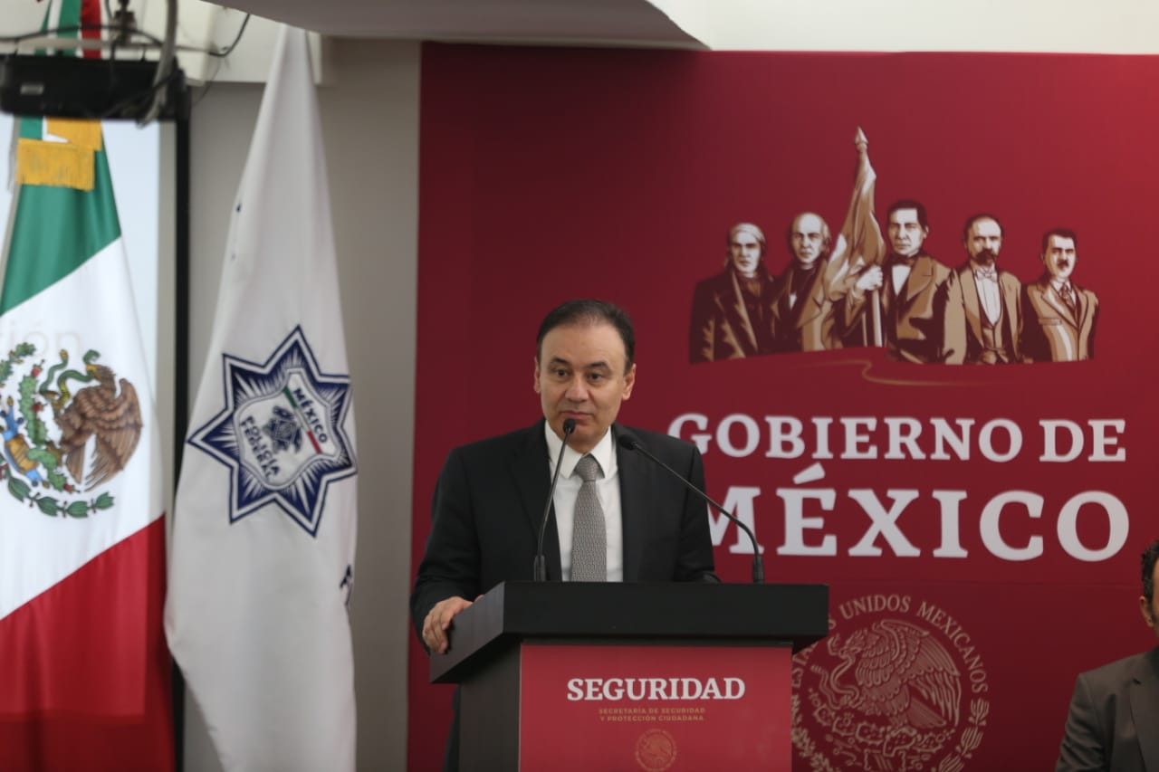 Alfonso Durazo durante la inauguración de la campaña de concientización de Ciberseguridad México 2019. (Javier Ríos)
