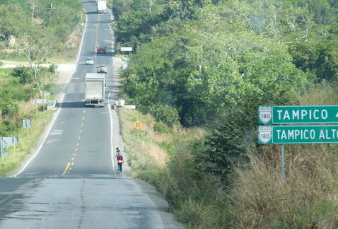 Asalto a transportistas en carreteras del norte de Veracruz