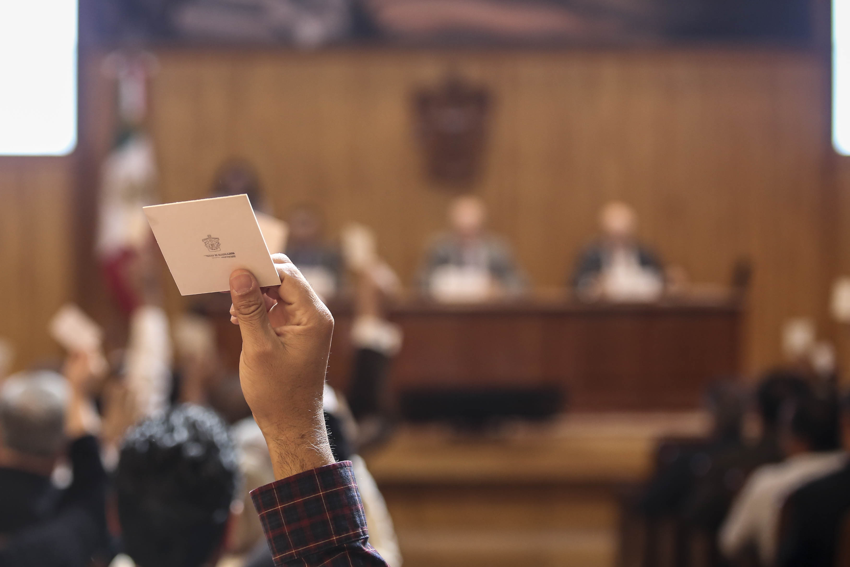 El Consejo General Universitario (CGU) aprobó el dictamen que avala a Ricardo Villanueva como rector general electo de la UdeG, (CORTESÍA)