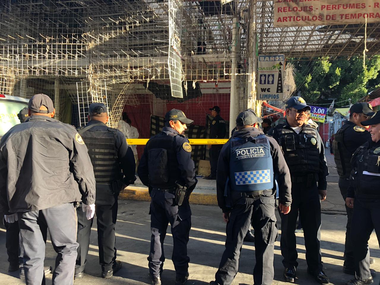 El presunto agresor intentó escapar, pero fue detenido por policías.