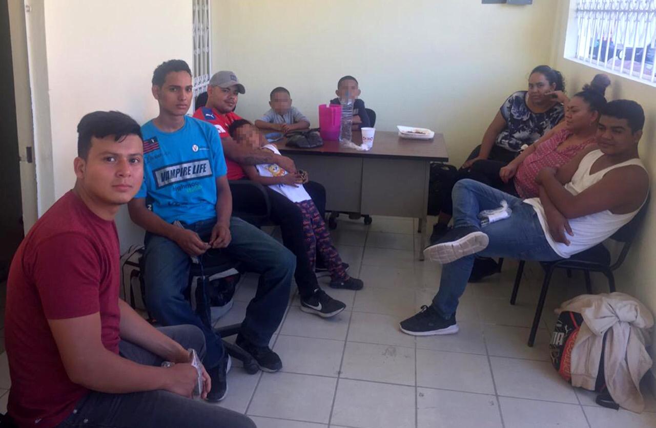 Los migrantes fueron rescatados. (Especial)
