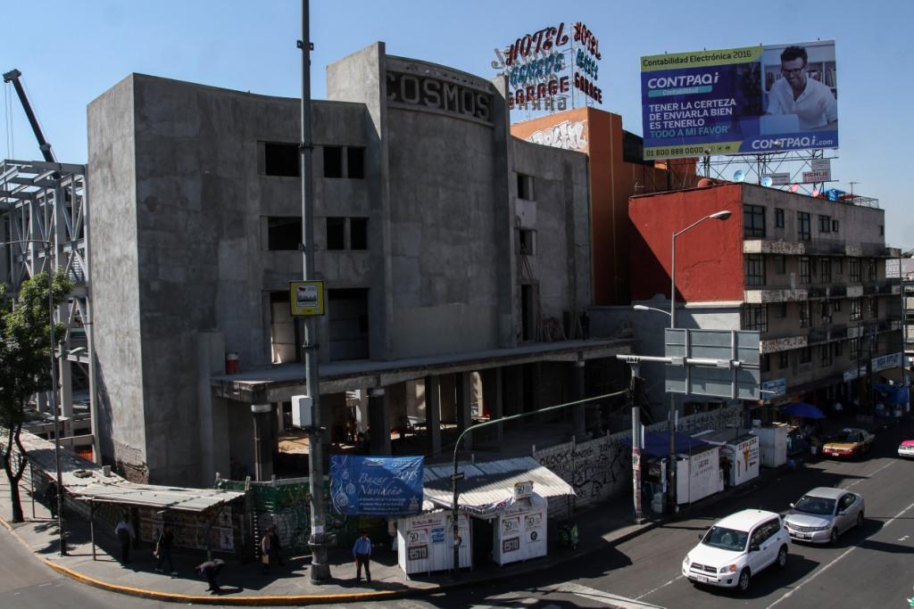 El secretario de Cultura de la Ciudad de México informó que el Cine Cosmos será reabierto en 2019. (Cuartoscuro)