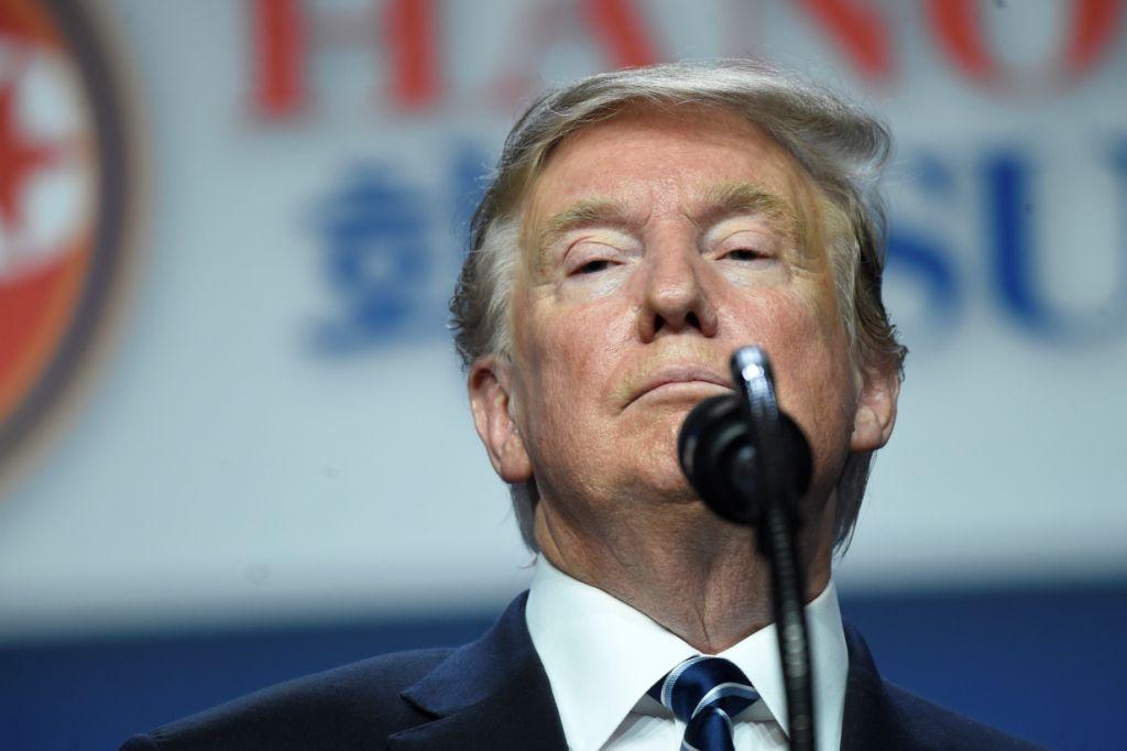 Trump insistió que la investigación sobre connivencia con los rusos es un "fraude" y una "cacería de brujas". AFP