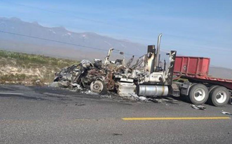 Provocó el cierre de la vialidad en ambos sentidos. Foto: Especial