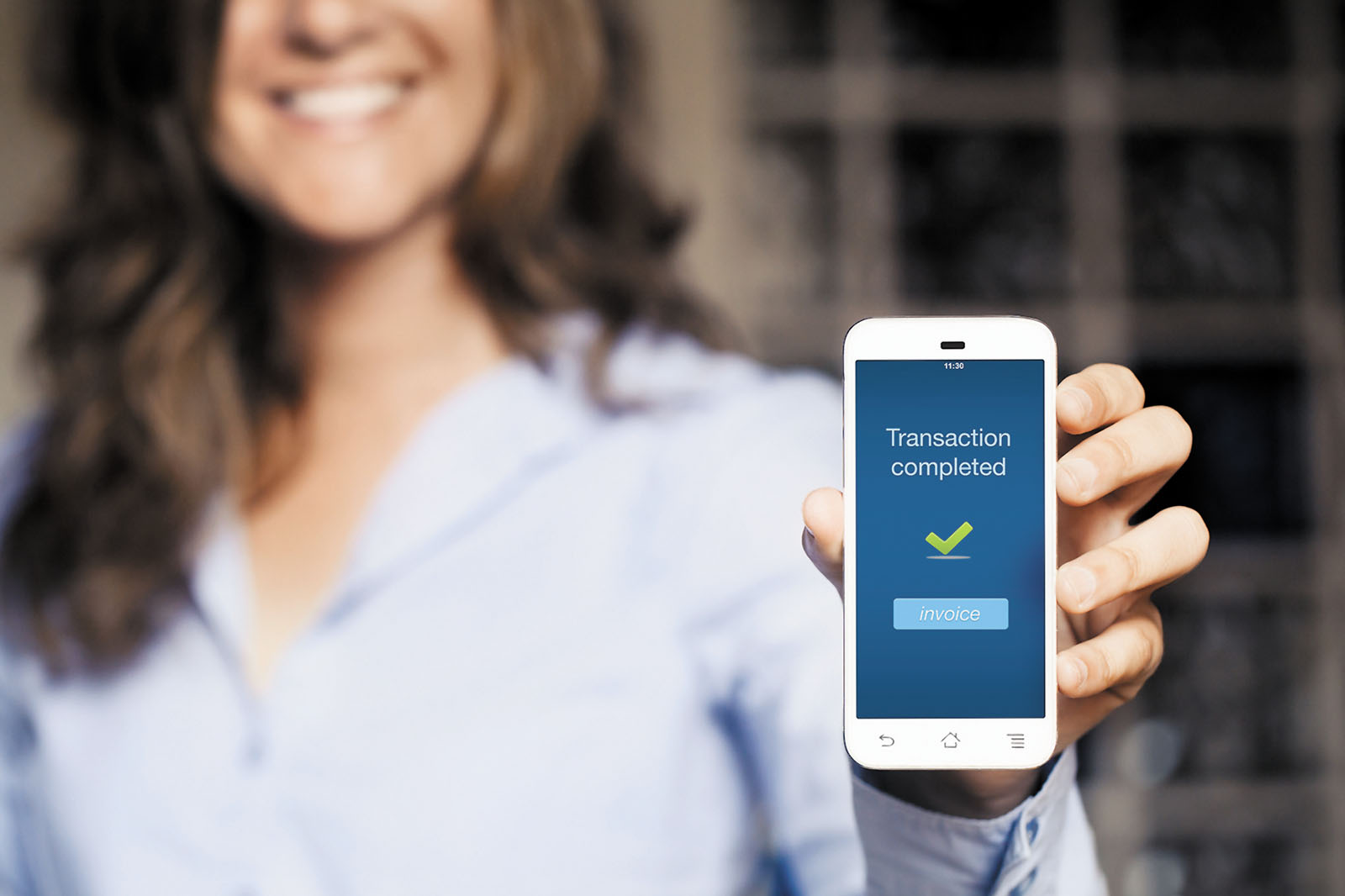 Las plataformas especializadas ofrecen el envío de dinero a través de internet. (Shutterstock)