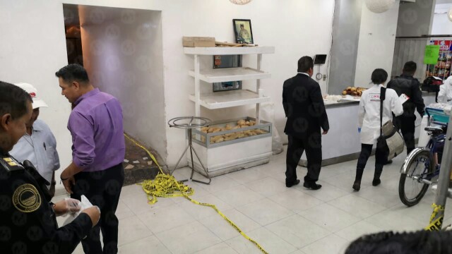 Un hombre fue baleado en una panadería de la colonia Morelos. (Jorge Becerril)