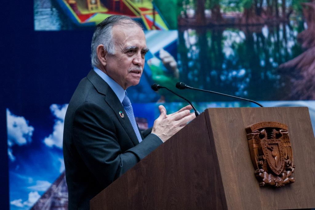 Alfonso Romo, jefe de la Oficina de la Presidencia de la República