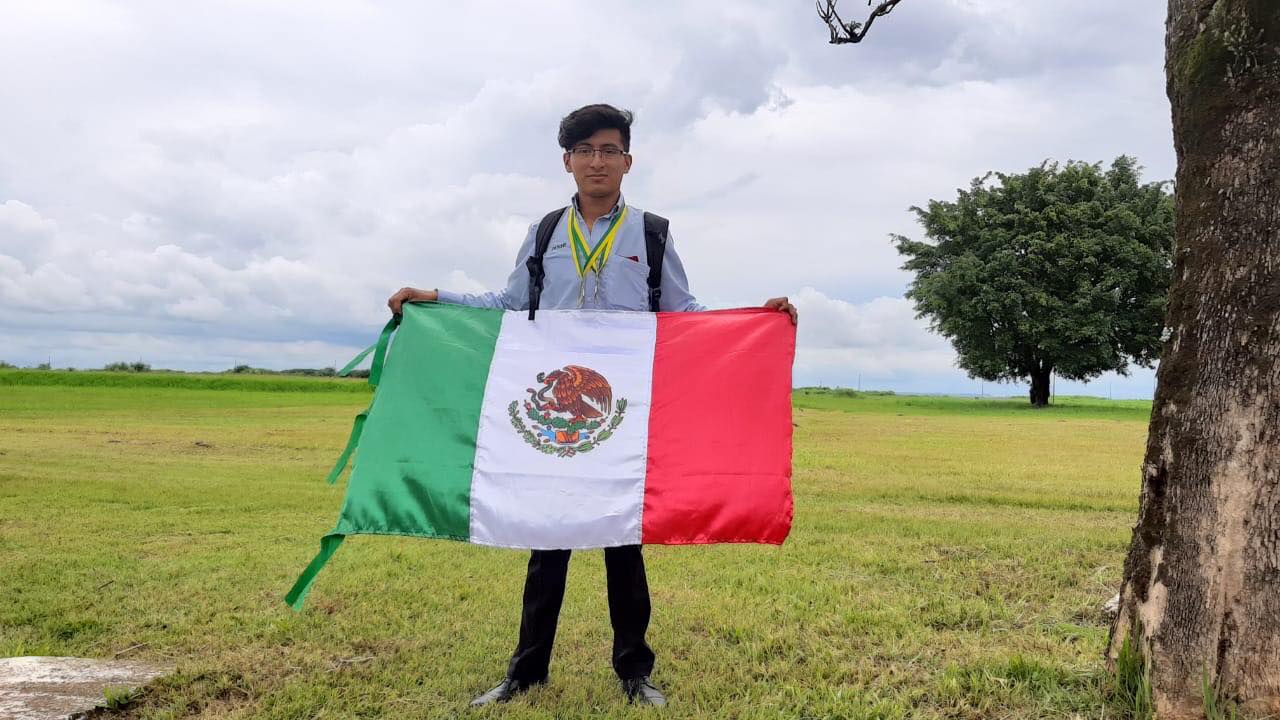 Baudell Cristóbal Zamudio el estudiante del Conalep que ganó la medalla de plata para México. (DENSO North America)