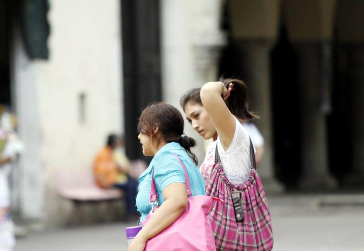 Las mujeres en Michoacán ganan, en promedio, menos que los hombres. (Archivo)
