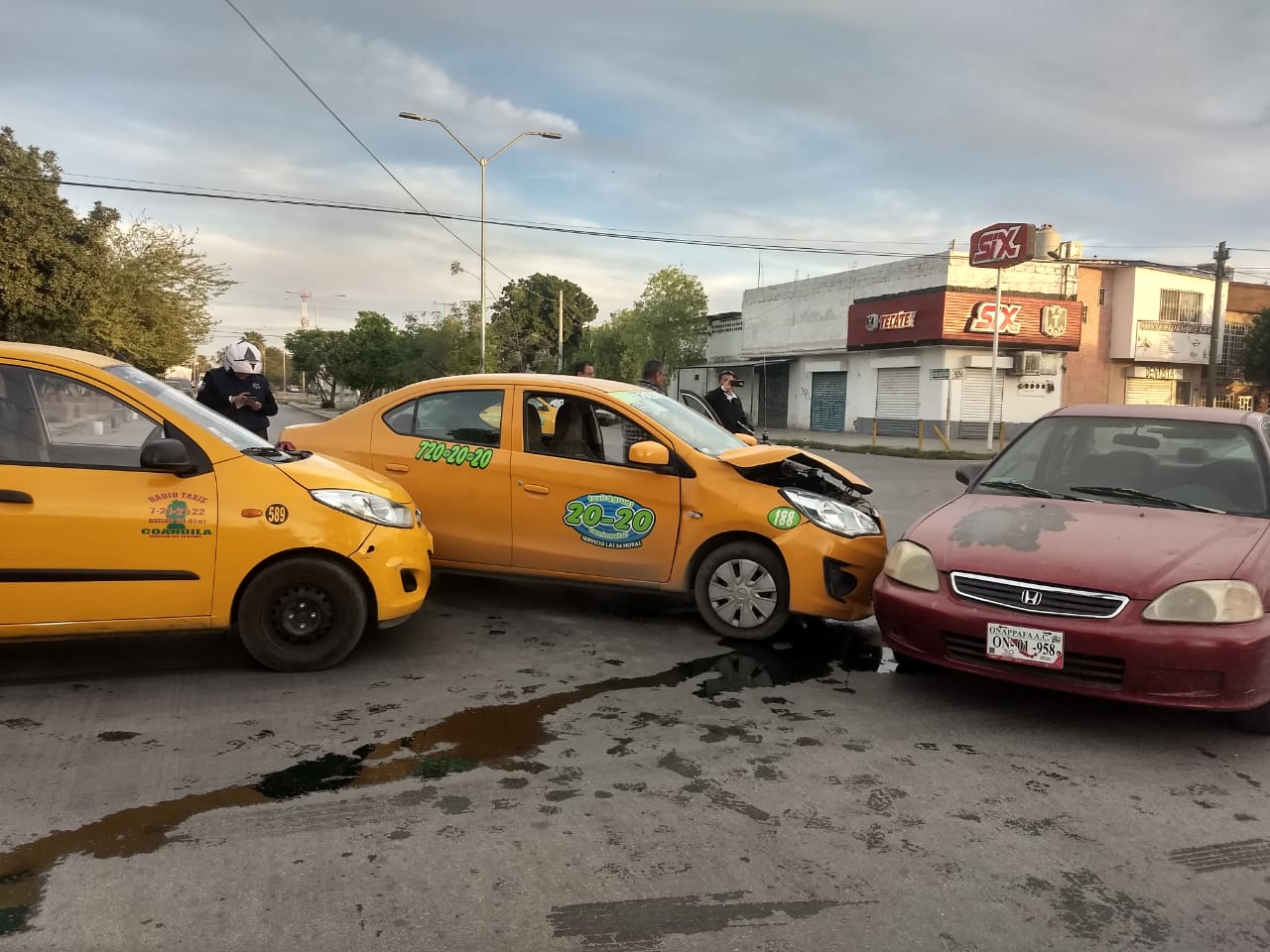 Ninguno de los conductores resultaron lesionados. (Especial)