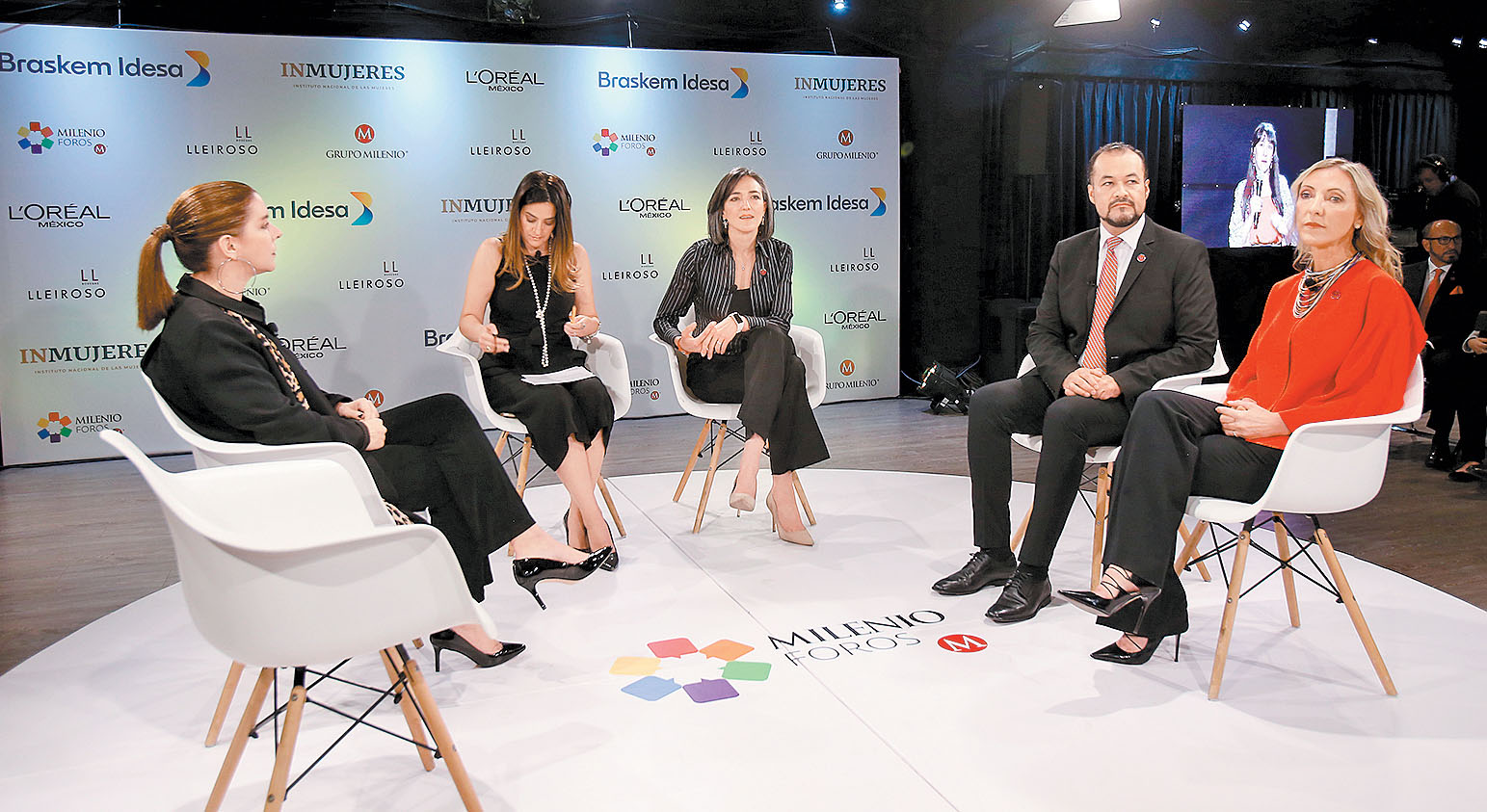 Regina Reyes-Heroles fue la encargada de moderar el panel principal. (Juan Carlos Bautista)