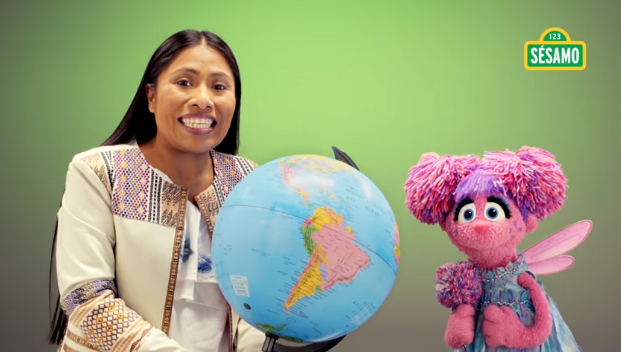 Yalitza Aparicio da un mensaje positivo a los niños (YouTube)