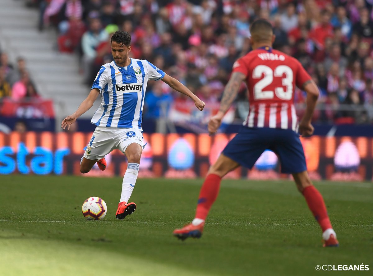 Diego Reyes fue titular en la derrota del Leganés ante el Atlético de Madrid (Twitter @CDLeganes)