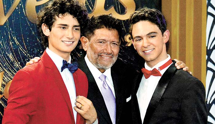 El creativo y sus protagonistas se llevaron los reflectores de la noche de premios. Luis Olivares.
