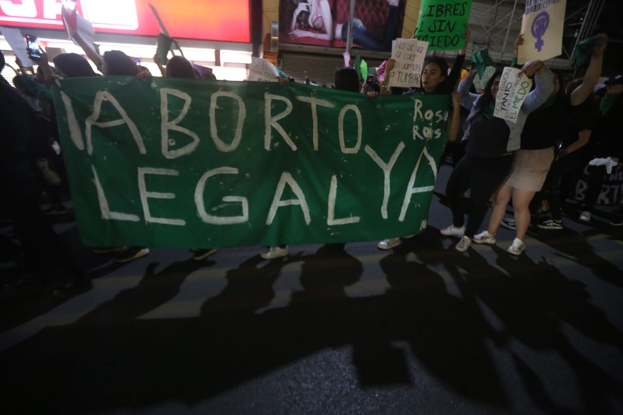 Mujeres protestaron por la legalización del aborto el pasado 8 de marzo.