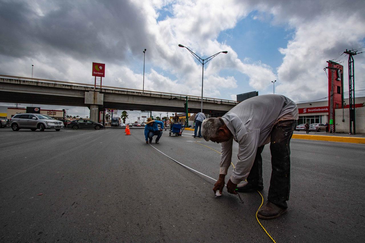 Construcción de puentes peatonales