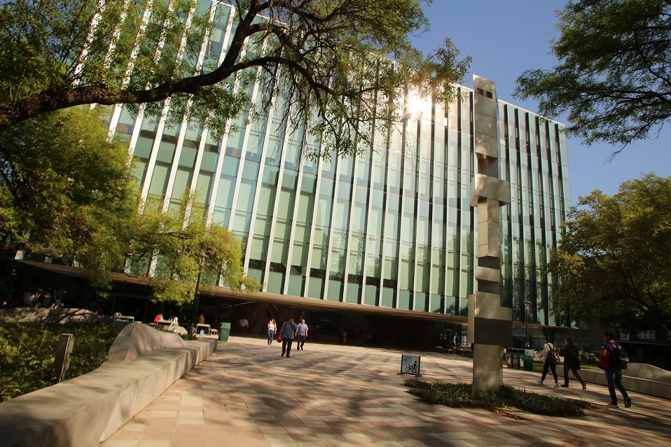 ITESM Campus Monterrey (Foto: Roberto Alanís).