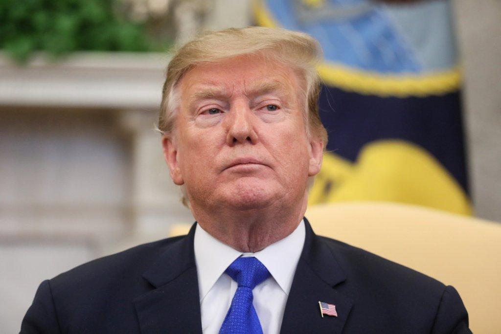 El presidente estadunidense, Donald Trump, dijo que los aviones se han vuelto "demasiado complejos para volar". AFP