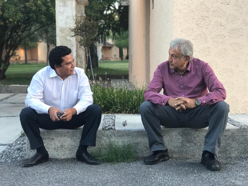 Reyes Flores Hurtado, Delegado del gobierno federal en Coahuila y el Presidente Andrés Manuel López Obrador. (Especial)