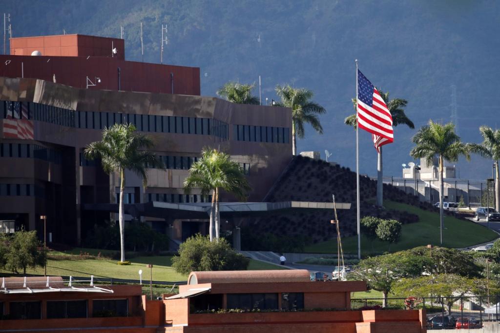 Washington lidera una estrategia internacional para deponer a Maduro y entregarle el poder a Guaidó. Reuters
