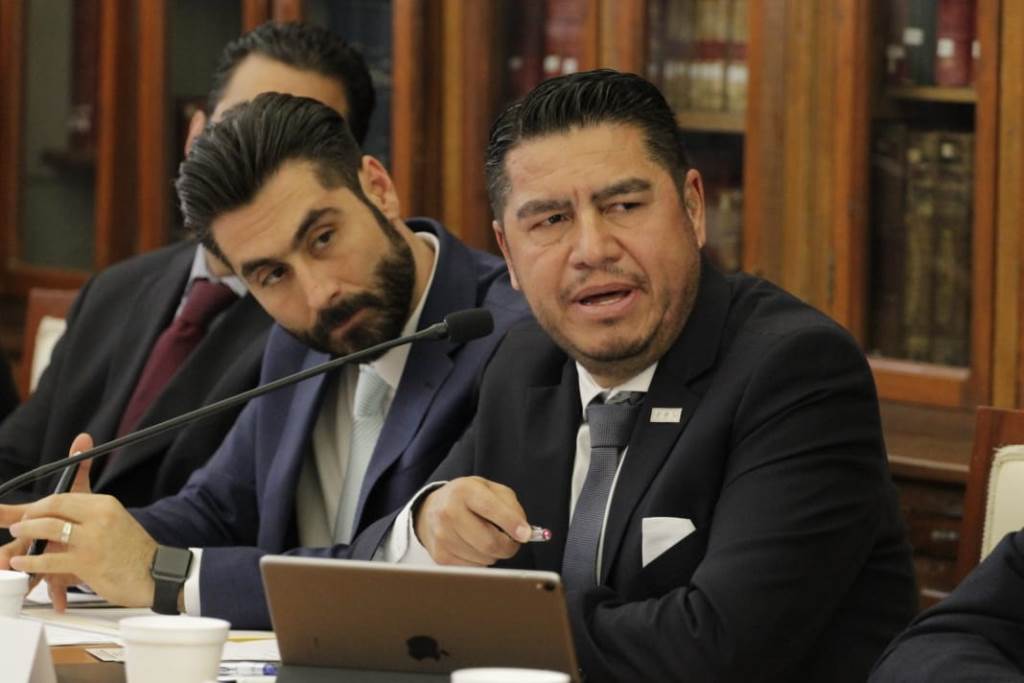 Secretario de Seguridad Pública del Estado, Manuel Alonso García (Miguel Romero)