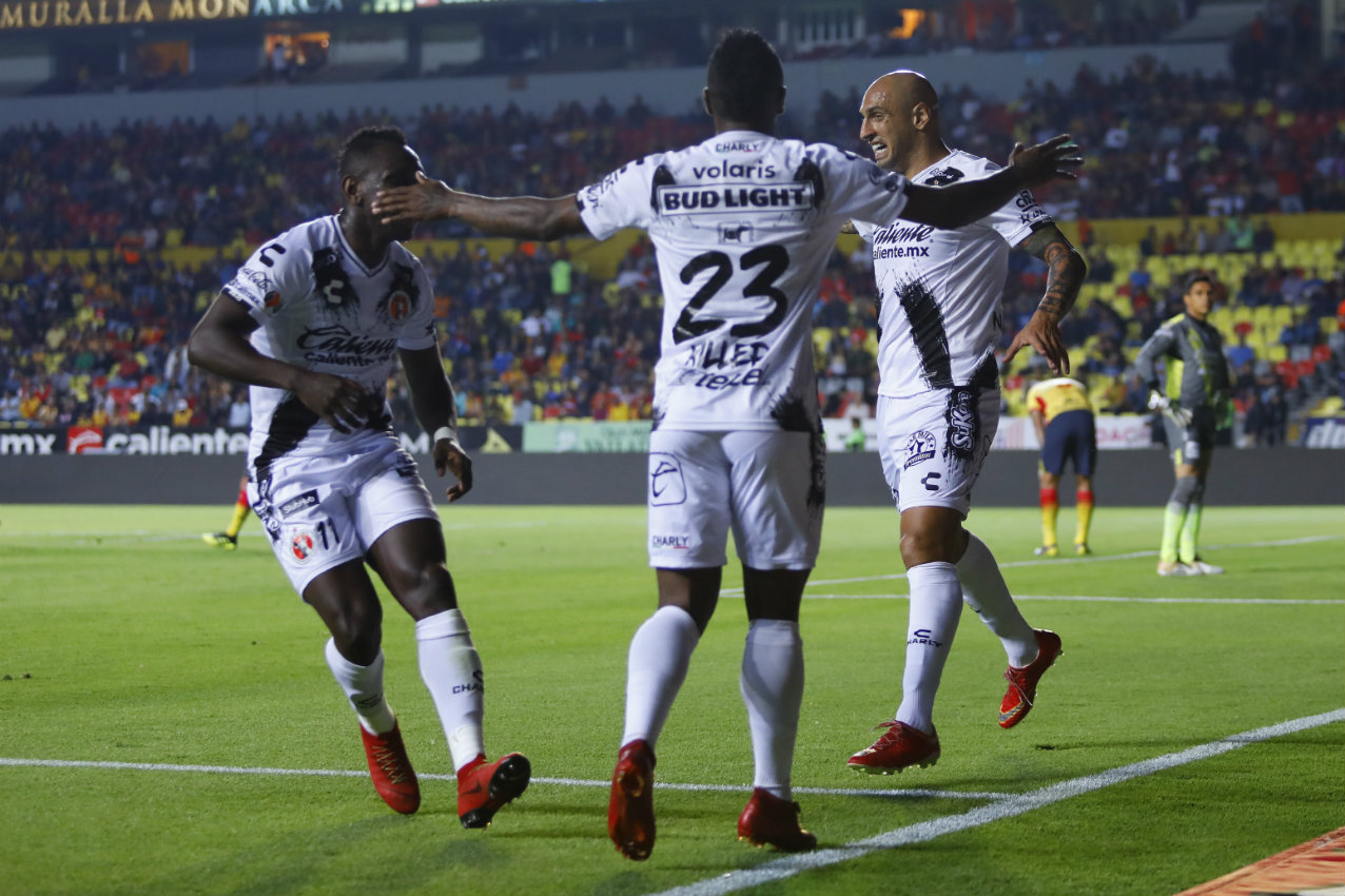 Xolos de Tijuana en su duelo ante Monarcas en Copa MX (Imago7)
