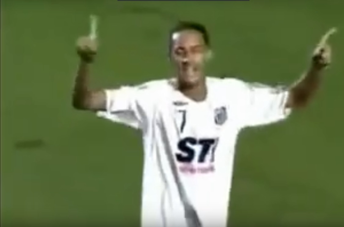 Neymar celebrando su primer gol con el Santos (Especial)