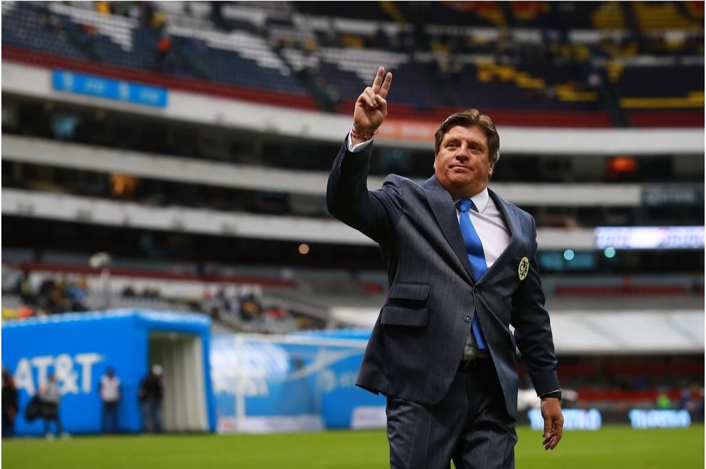 A Miguel Herrera no le gustó la forma en que su equipo cerró el Clásico Nacional. (Especial)