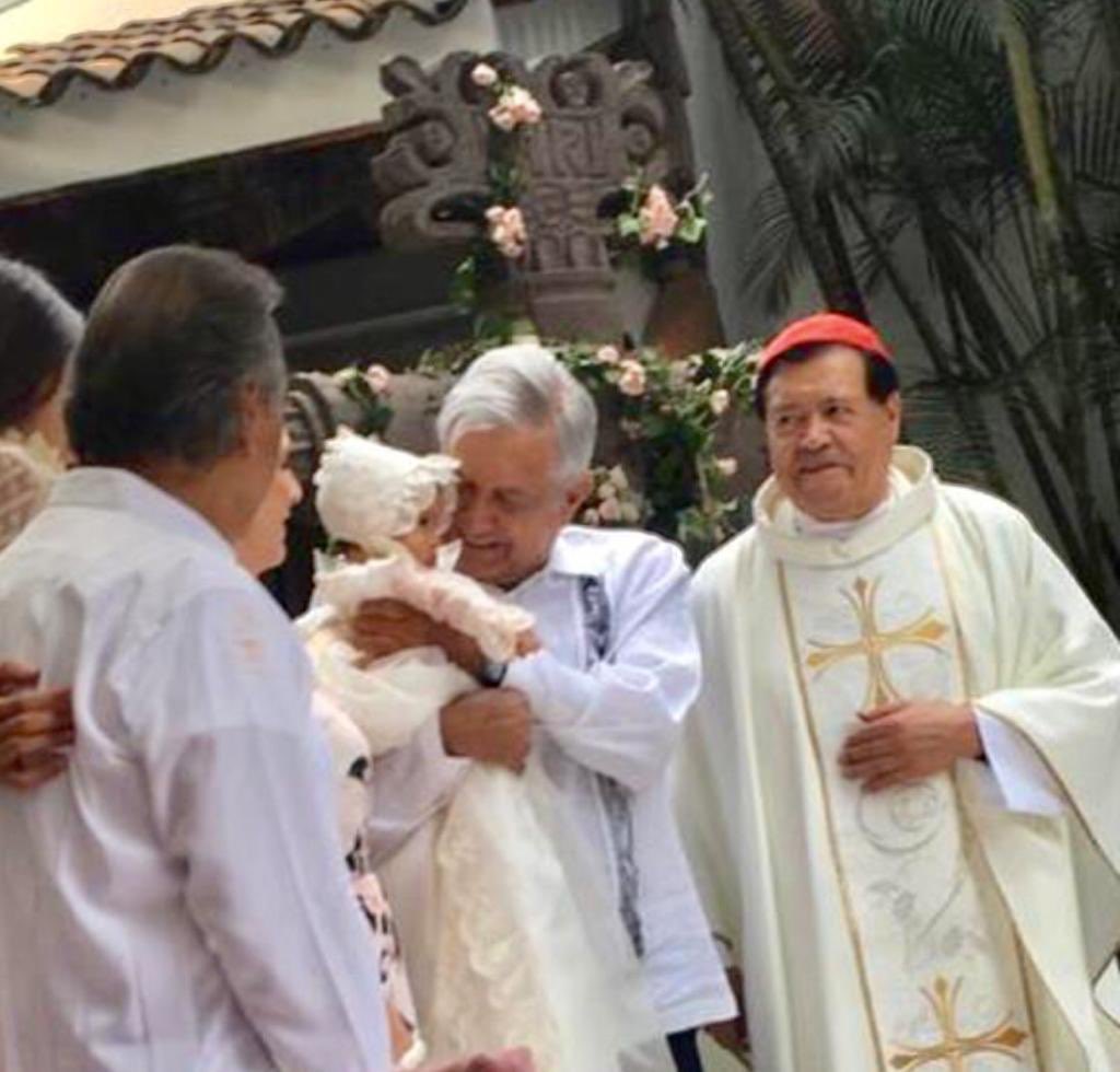 AMLO y Norberto Rivera (Especial)