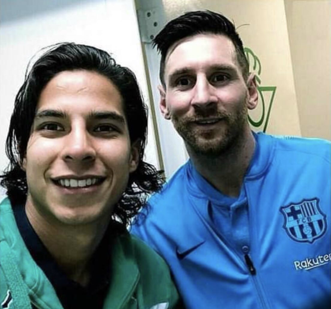 Diego Lainez se toma foto con Lionel Messi (Especial)