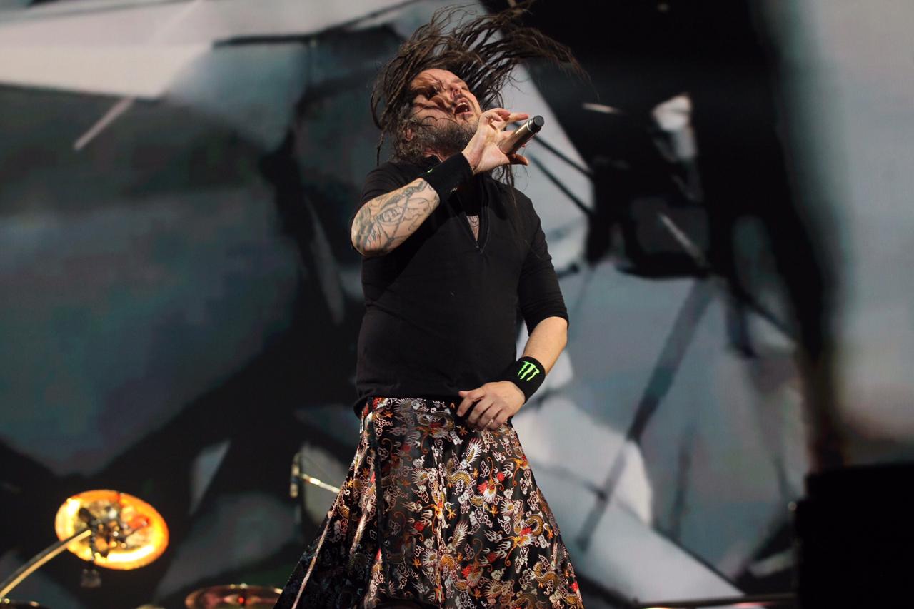 Korn (Edgar Negrete).