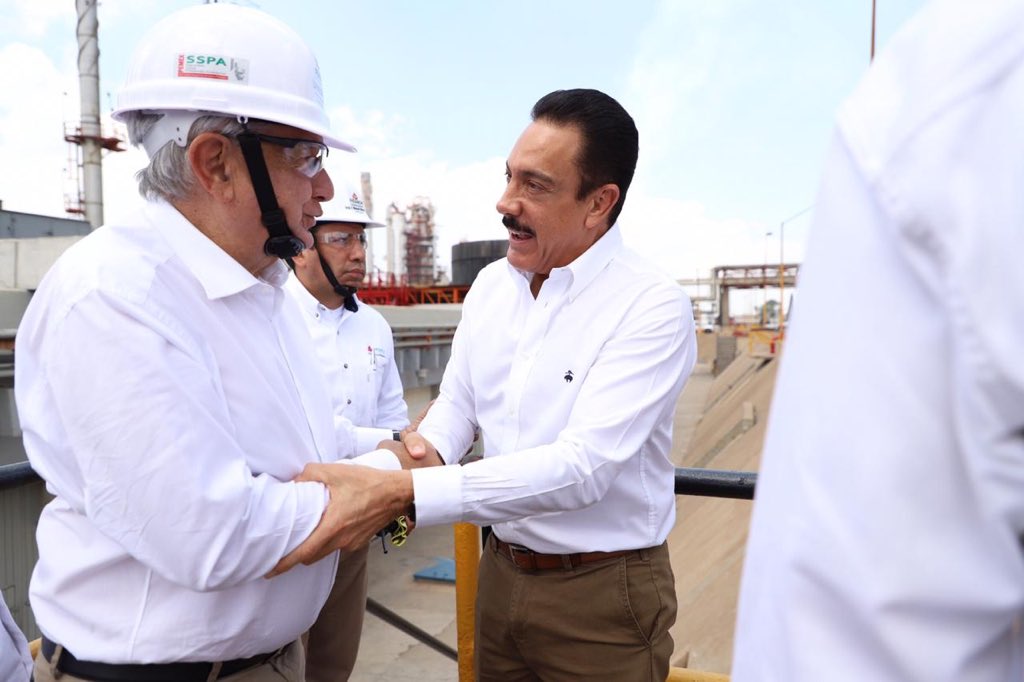 Recorrido de AMLO fuera de agenda retrasa conmemoración de la expropiación petrolera/Especial.